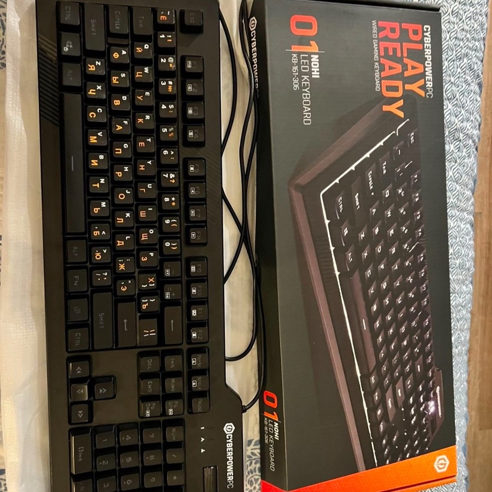 CYBERPOWERPC GAMING KEYBOARD LED